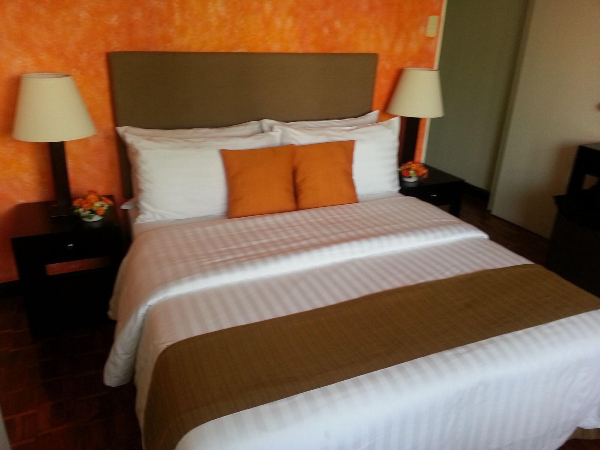 Bsa Tower Serviced Residences Makati City Exterior foto