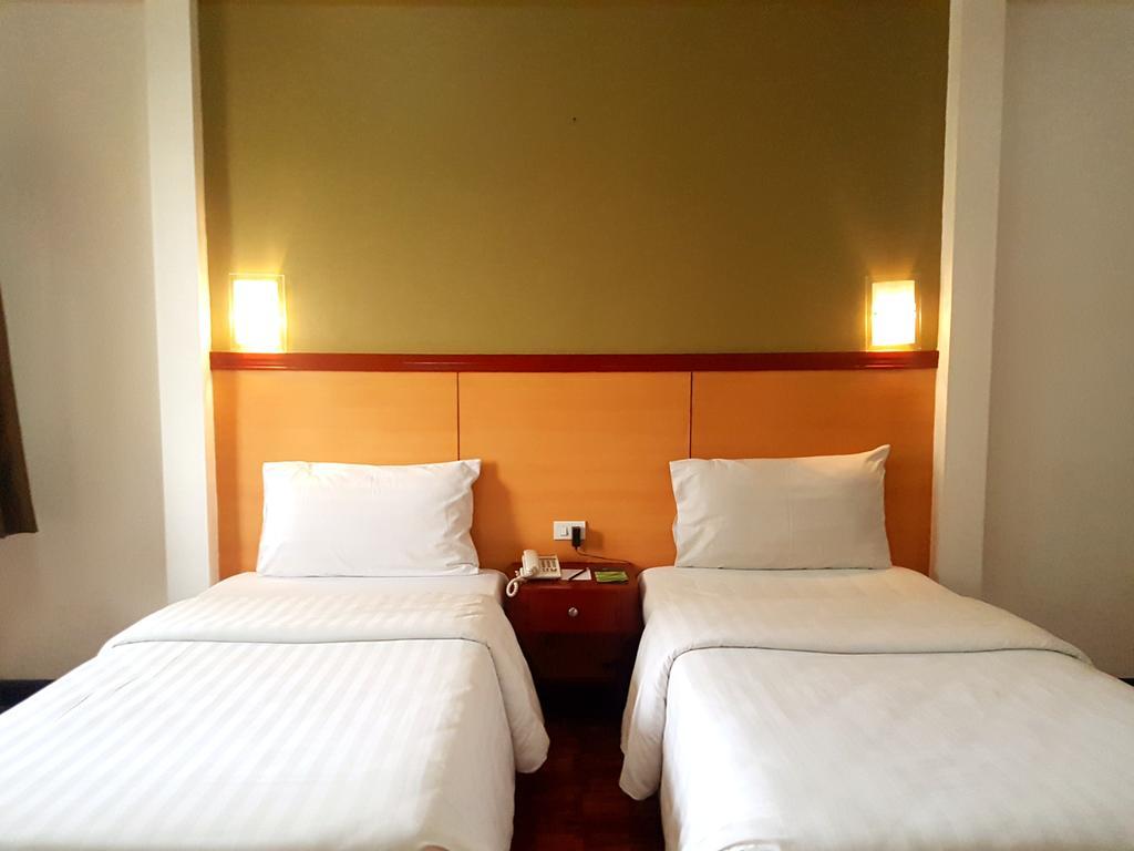 Bsa Tower Serviced Residences Makati City Exterior foto